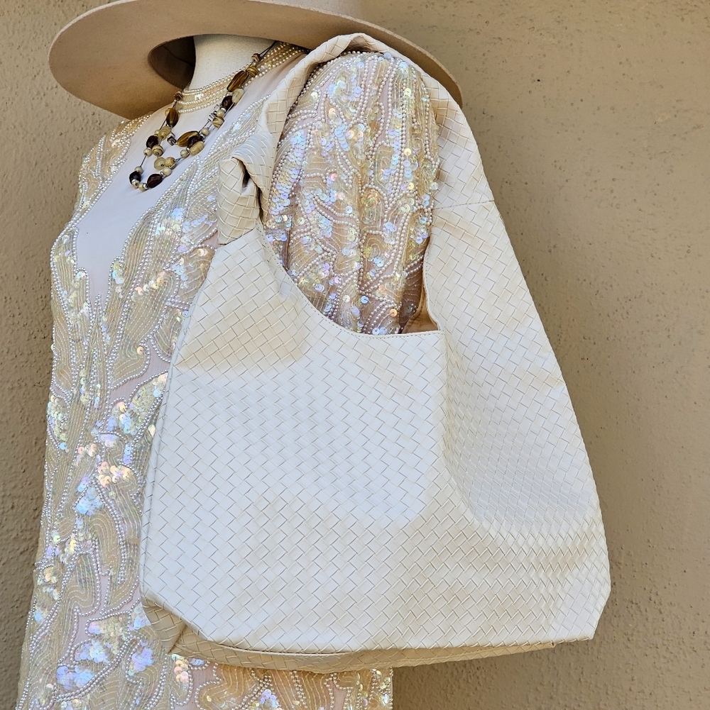 ULTA White Slouchy Hobo Shoulder PU Bag W/ Woven Body + Knotted Strap Detail - Picture 2 of 4